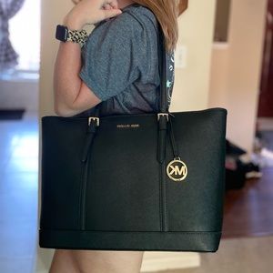 Michael Kors tote & wallet